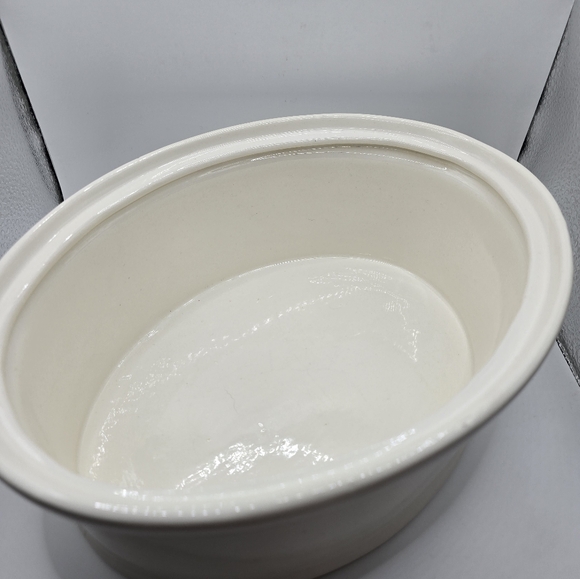 Vintage Hand Painted Vegetable Pot Ceramic Cookie Jar Serving Dish Marked As Is - Picture 10 of 16